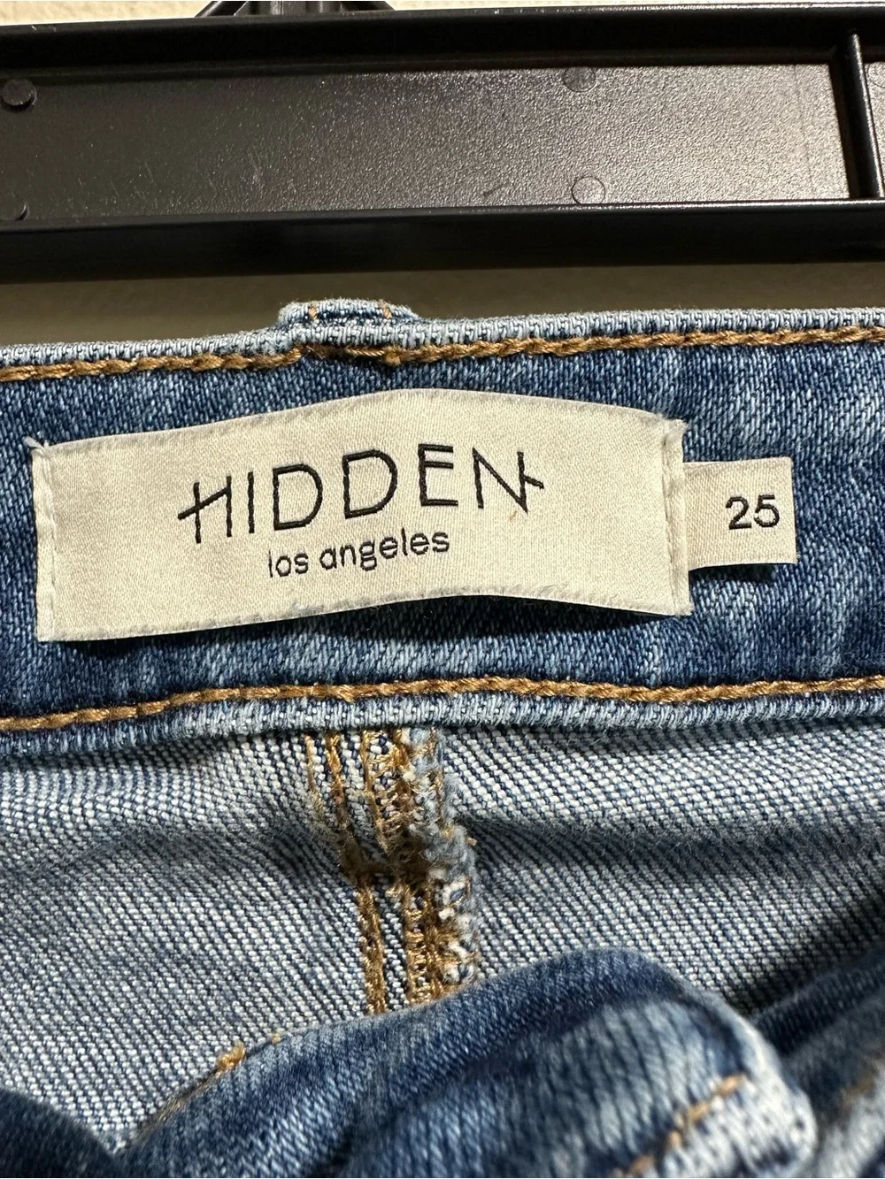 Women’s Hidden Distressed High Rise Mom Jeans